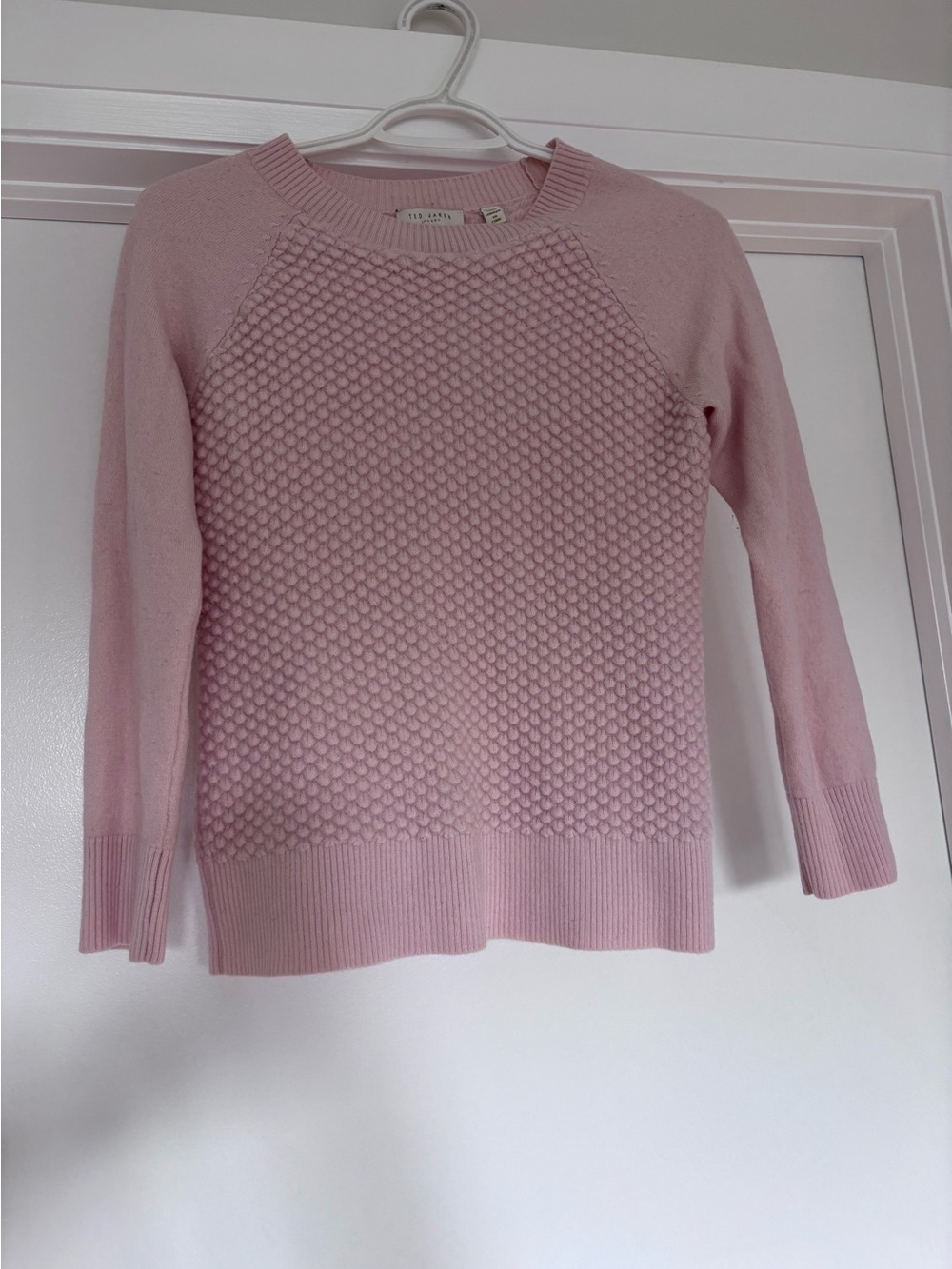 Ted Baker Light Pink Textured Crew Neck Sweater 100% merino wool